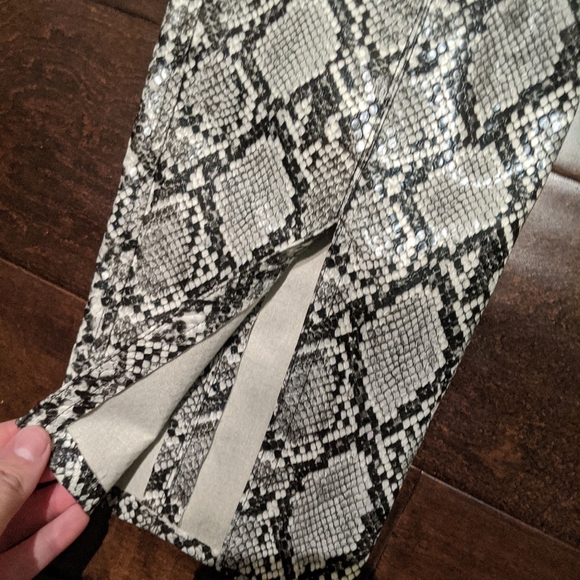 Zara Faux Leather Printed Pants - Picture 5 of 7